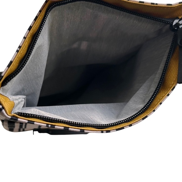 Sherpani Pica RFID MultI Pocket Crossbody Shoulder Bag - Picture 7 of 11